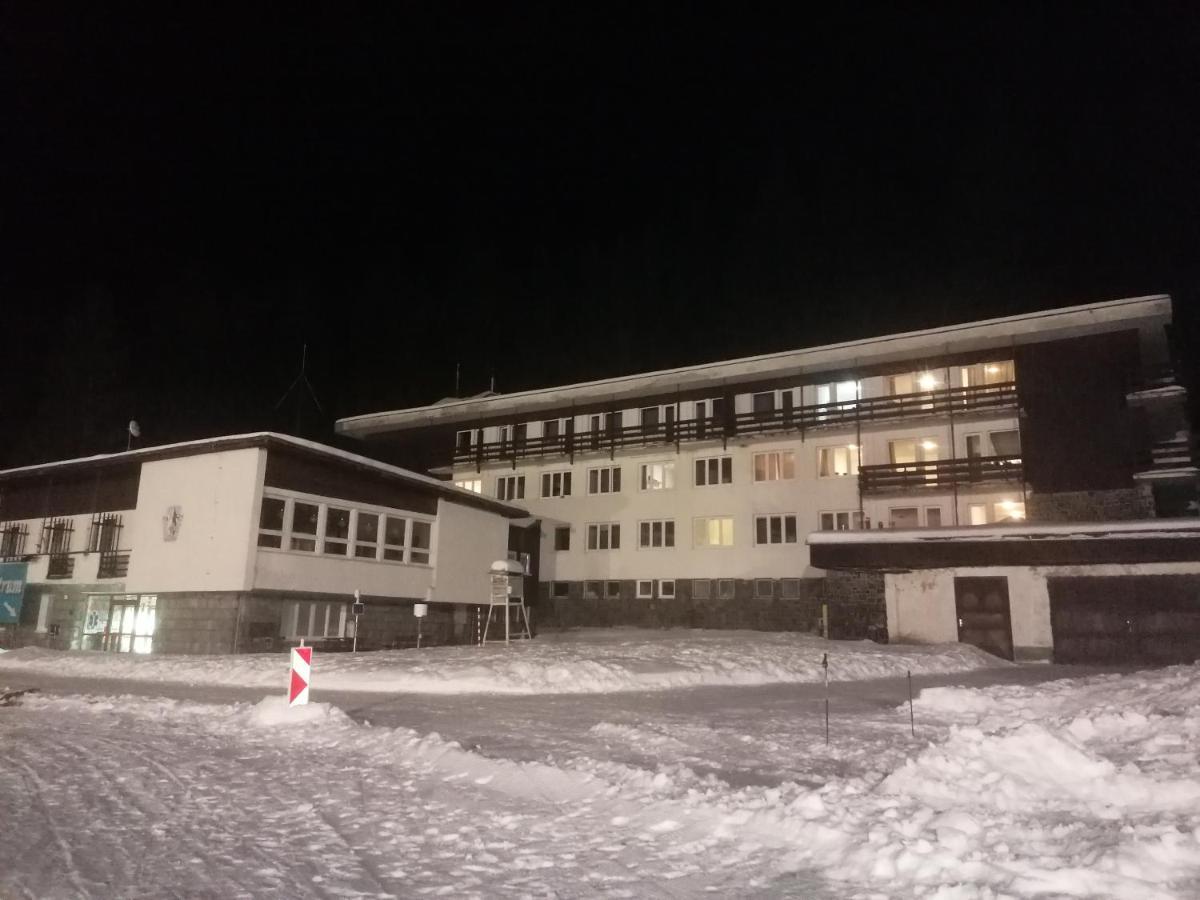 Chata - Dom Horskej Sluzby Jasna Демяновская долина Экстерьер фото